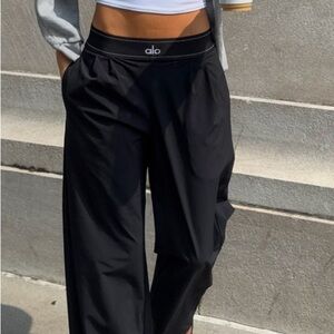 ALO Yoga Women's Black Track Pants-long